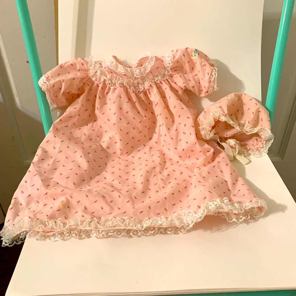 Vintage Cabbage Patch Pink Rosebud Nightgown and Bonnet